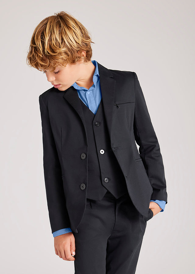 Traje 3 piezas en negro.