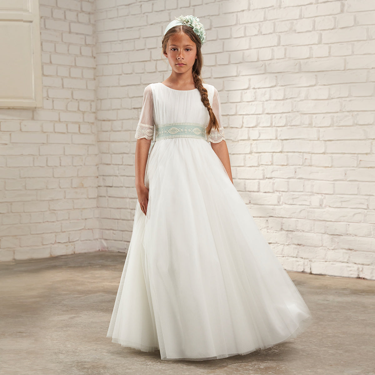 VESTIDO COMUNION CINTURON VERDE
